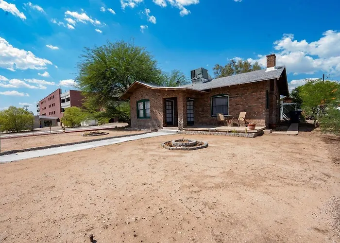 Apartamento Work Desk- Firepit-pool-steps To Uofa